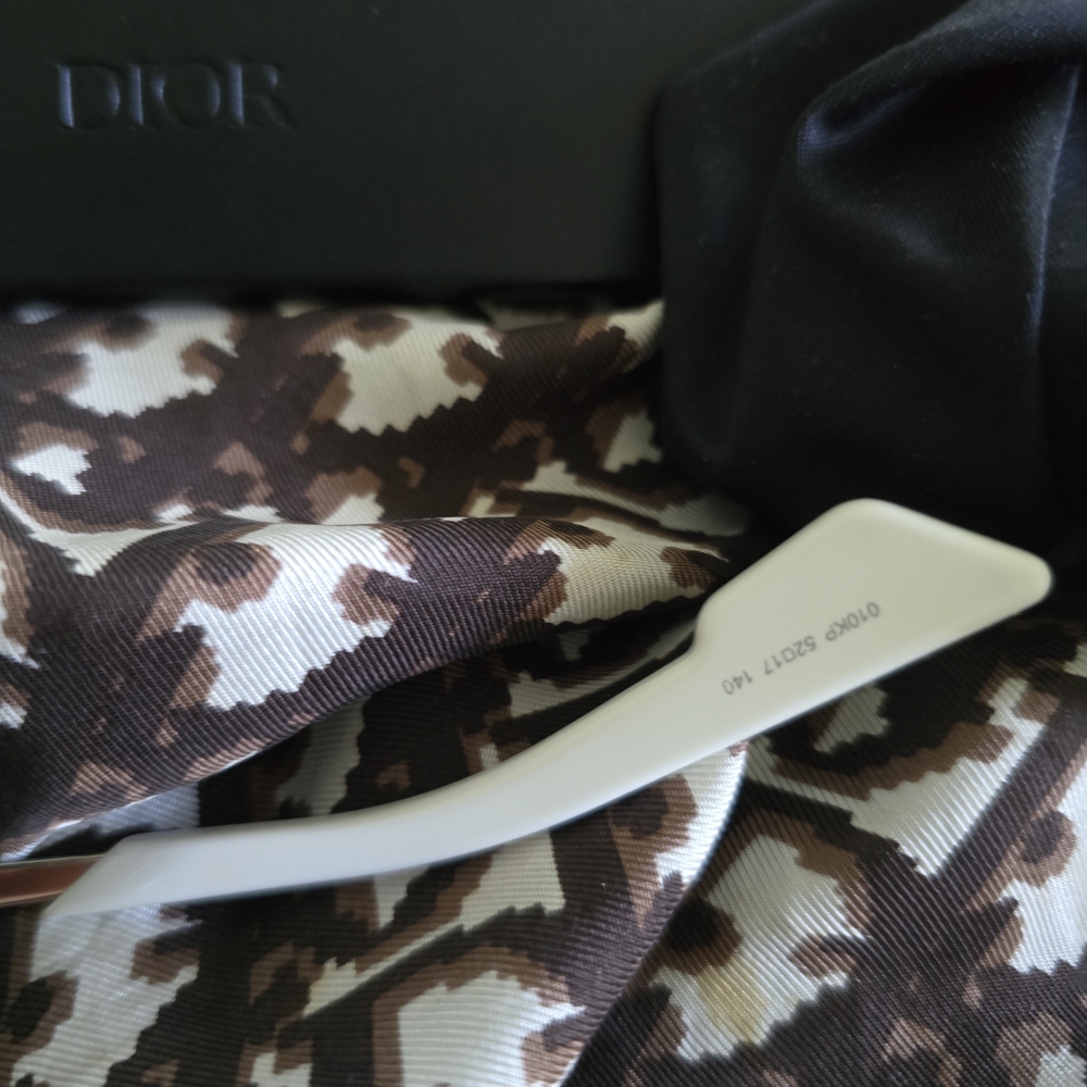 Dior Silver Sunglasses - Picture 4 of 12